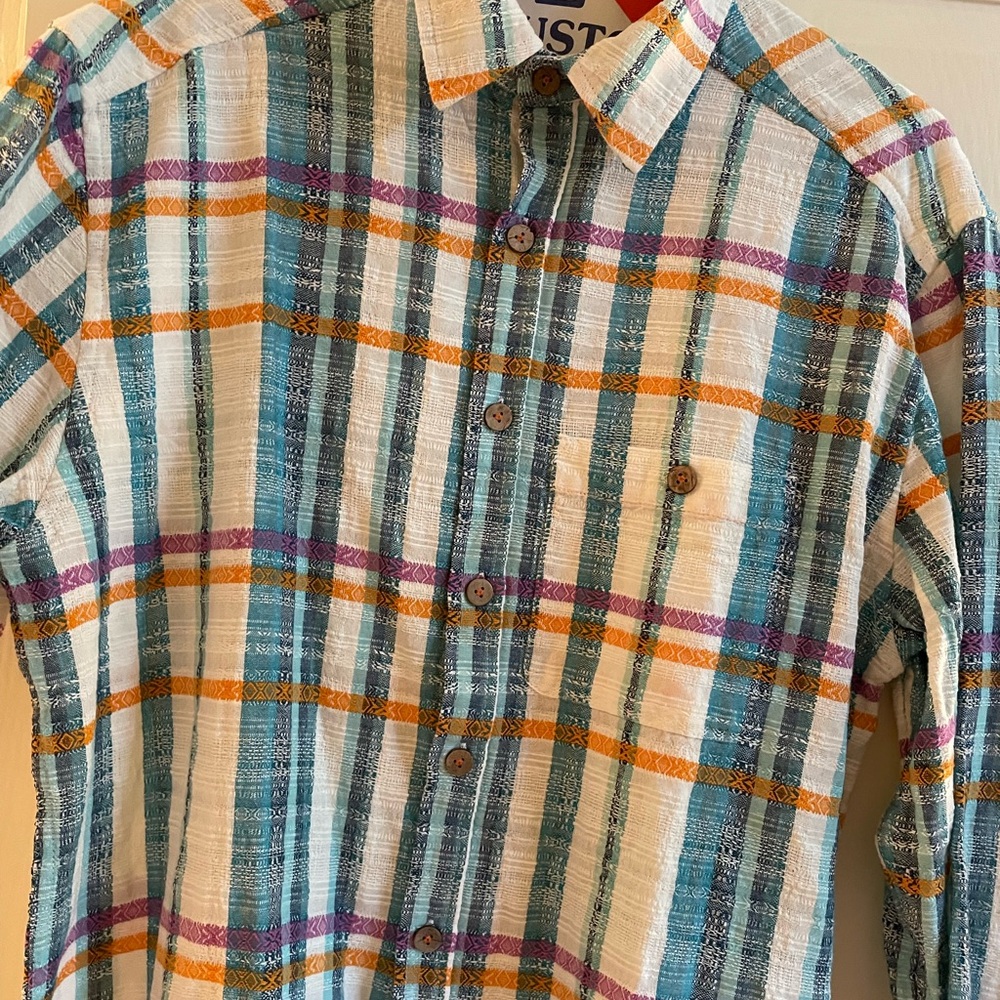 ** Never Worn** Territory Ahead Textured Dobby Plaid Shirt —Medium